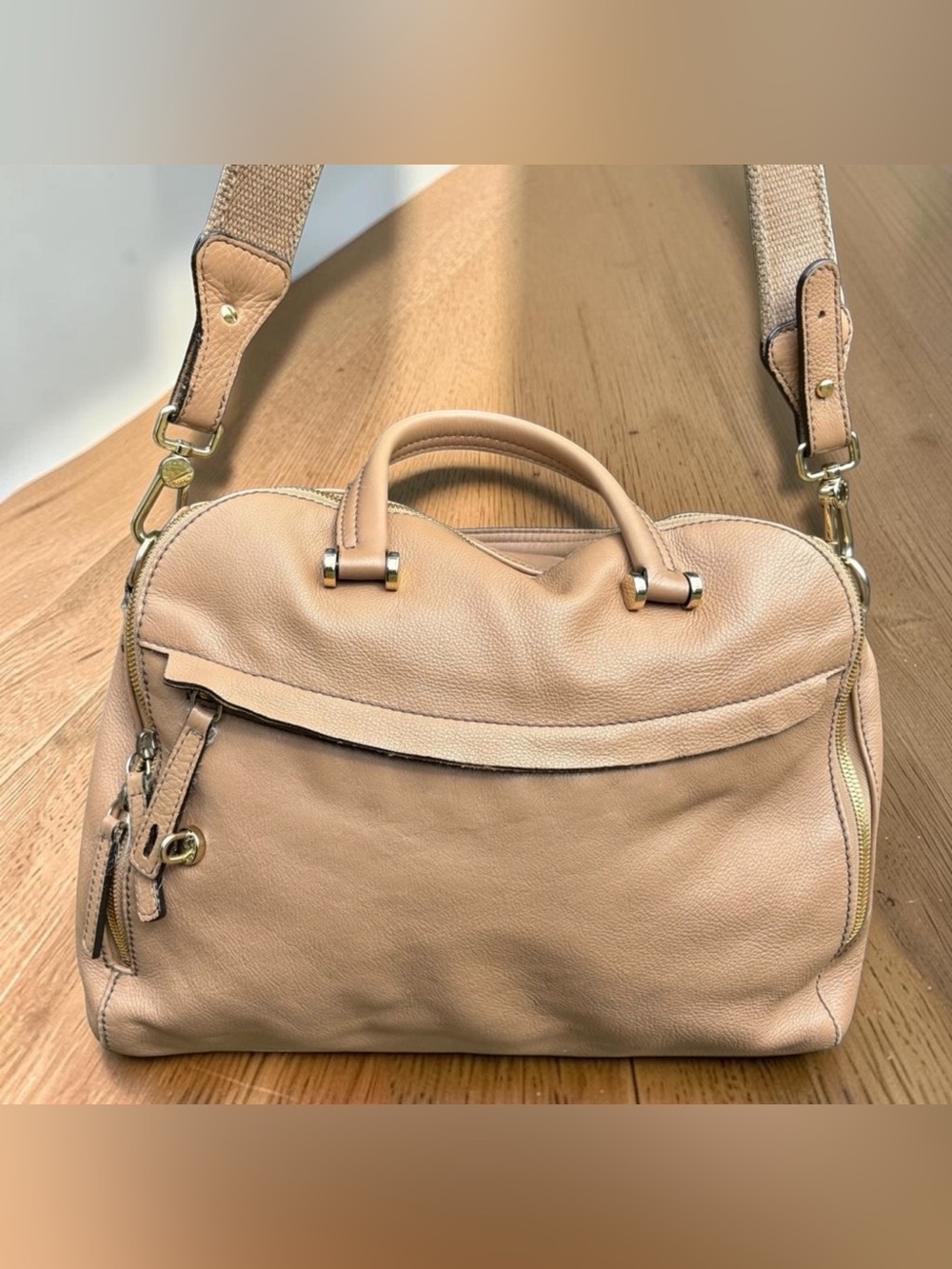 Furla Neutral Beige Leather Crossbody/ Satchel Handbag with Adjustable Strap‎